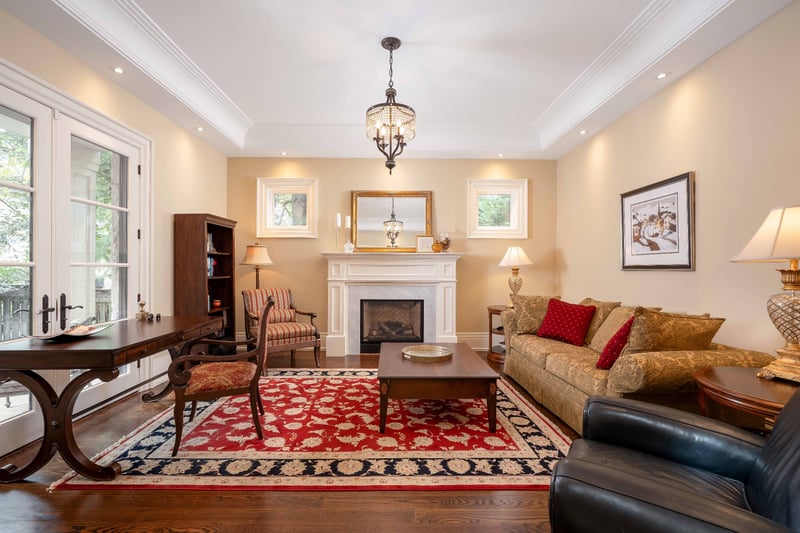 Luxury estate at 1469 Crescent Road, Mississauga, ON — photo 9