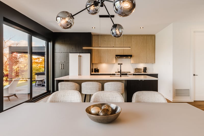 Luxury estate at 220 Rue Brunelle, Sainte-Julie, QC — photo 12