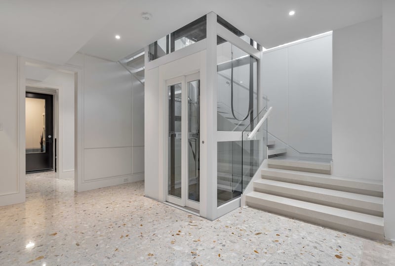 Luxury estate at 1589 Glenhill Crescent, Mississauga, ON — photo 35