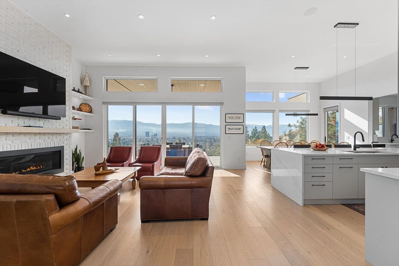 Luxury estate at 861 Boynton Place, Kelowna, BC — photo 3