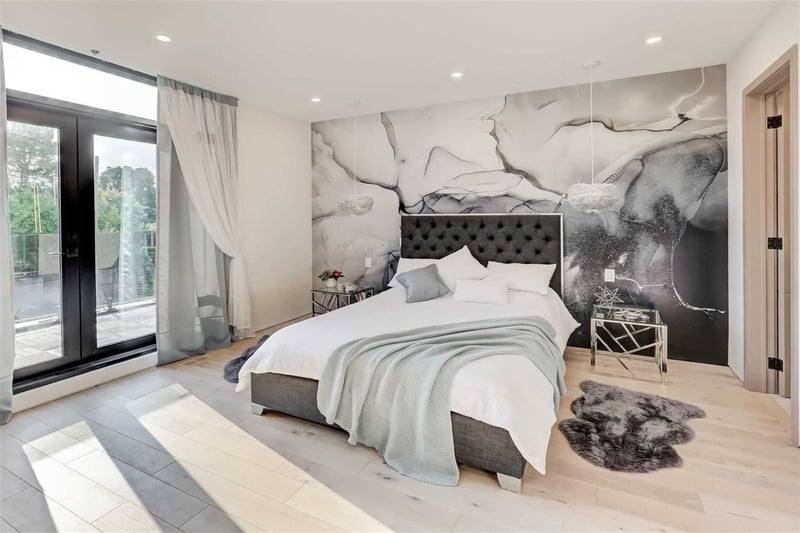 Luxury estate at 16 Lemonwood Drive, Etobicoke, ON — photo 10