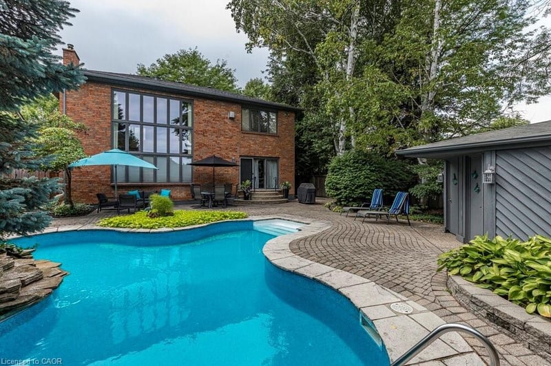 Luxury estate at 223 Briar Hill Crescent, Hamilton, ON — photo 26