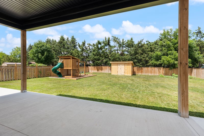Luxury estate at 1463 Norfolk County Road 21, Delhi, ON — photo 15