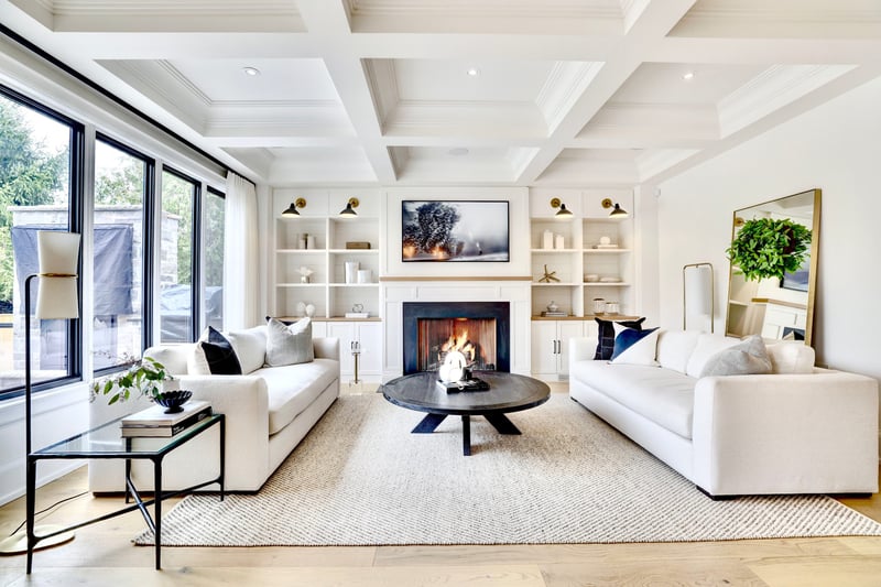 Luxury estate at 343 Douglas Avenue, Oakville, ON — photo 3