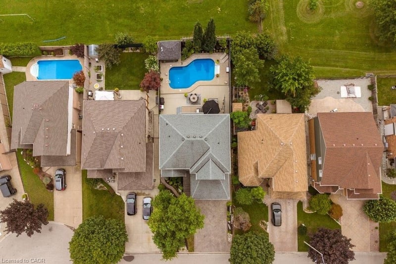 Luxury estate at 55 Chianti Crescent, Hamilton, ON — photo 42