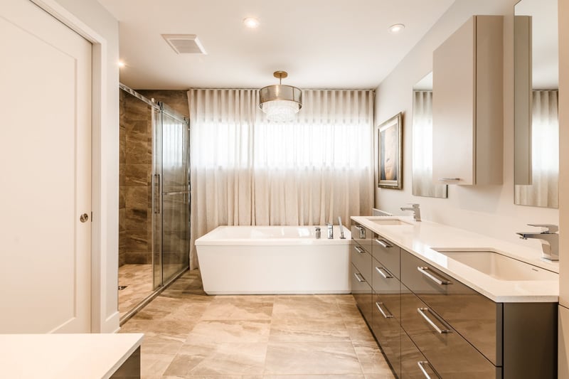 Luxury estate at 318 Rue Narbonne, Sainte-Julie, QC — photo 27