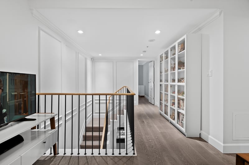 Luxury estate at 493 Broughton Street, Vancouver, BC — photo 17