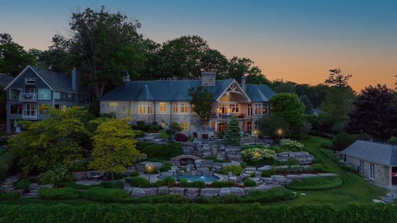 Luxury estate at 872 Whittier Crescent, Mississauga, ON — photo 39