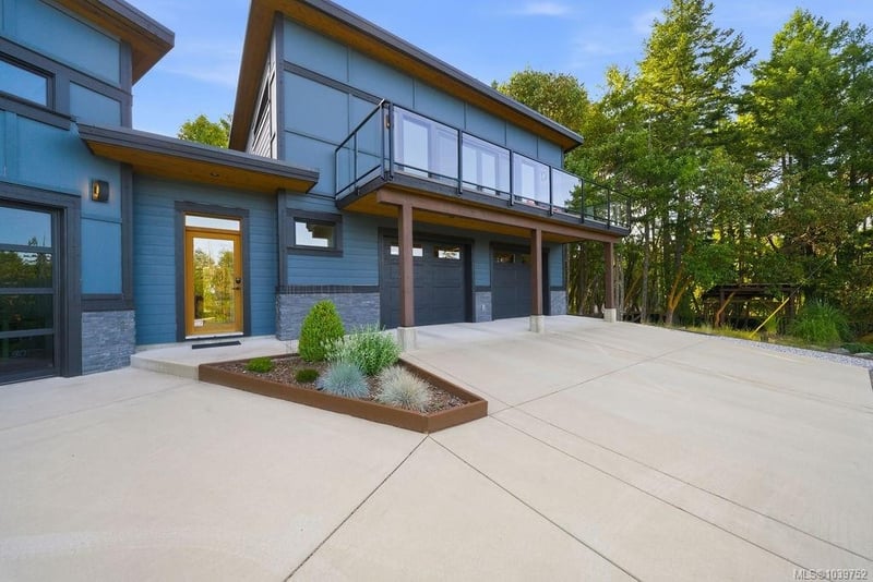 Luxury estate at 5175 Aho Road, Ladysmith, BC — photo 11