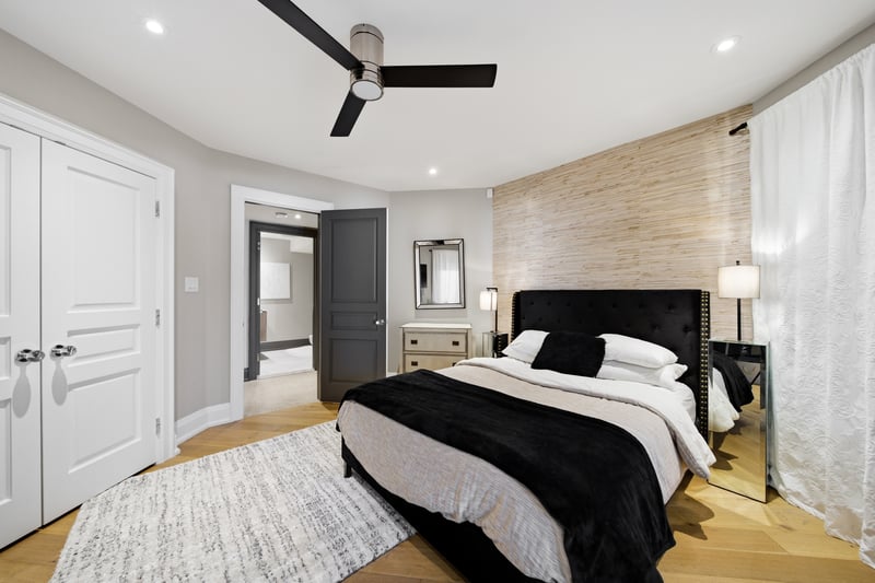 Luxury estate at 3205 Highpoint Court, Burlington, ON — photo 32