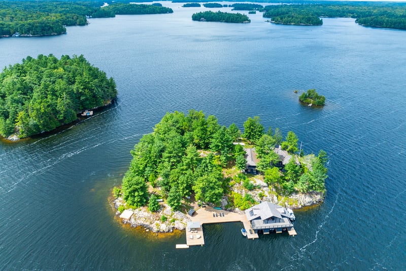 Luxury estate at 1 Onaway Island R21, Muskoka Lakes, ON — photo 12