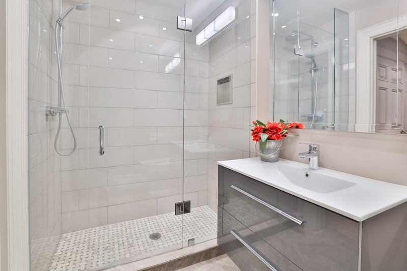 Luxury estate at 20 Cluny Drive, Toronto, ON — photo 38