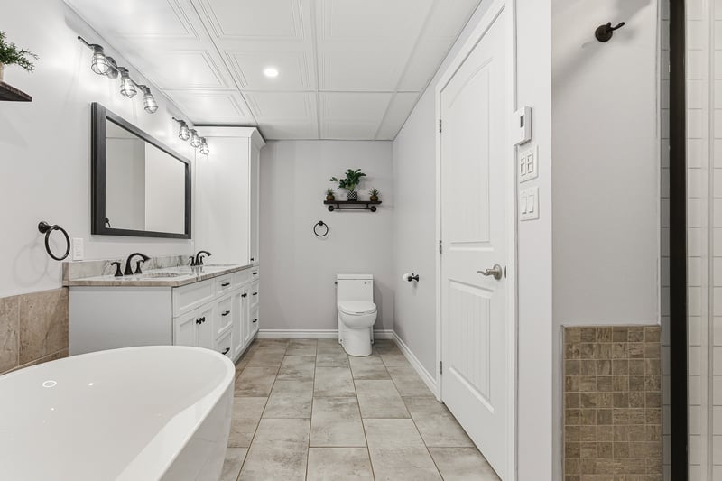 Luxury estate at 265 Rue Rosedale, Ayer's Cliff, QC — photo 27