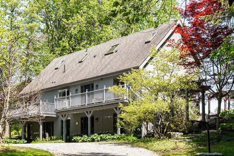 Luxury estate at 176 Weirs Lane, Hamilton, ON — photo 2