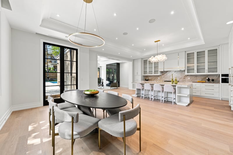 Luxury estate at 204 Forest Hill Road, Toronto, ON — photo 19