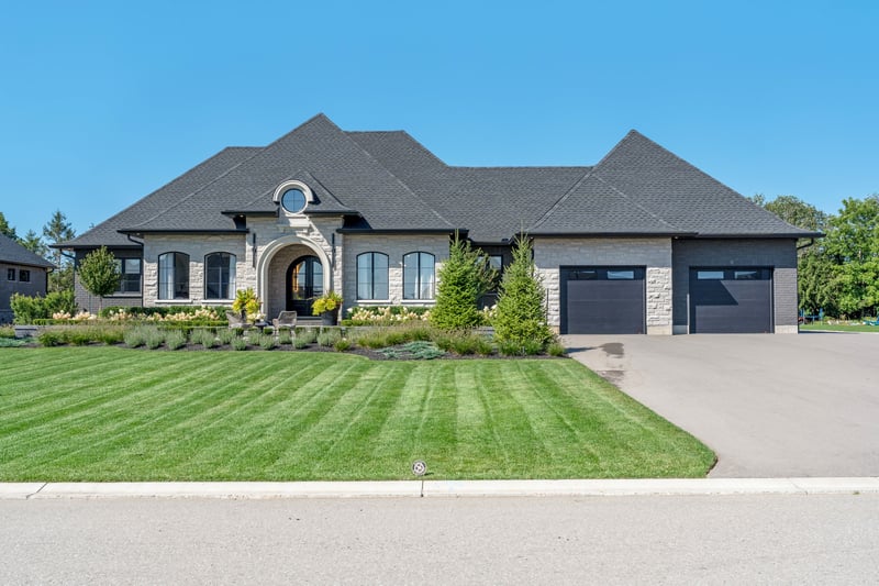 Luxury estate at 11 August Crescent, Otterville, ON — photo 4
