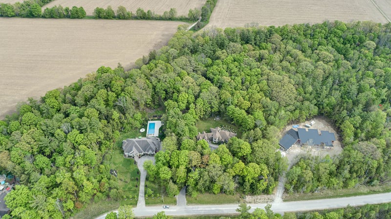 Luxury estate at 1105 Dalkab Crescent, Innisfil — photo 28