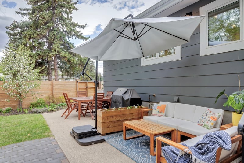 Luxury estate at 13615 Buena Vista Road Northwest, Edmonton, AB — photo 7