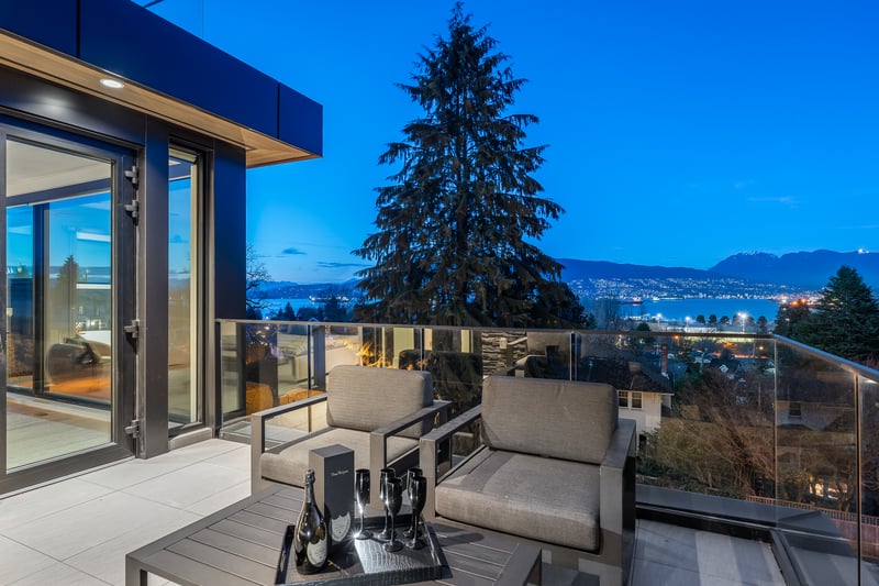 Luxury estate at 4346 Locarno Crescent, Vancouver, BC — photo 38