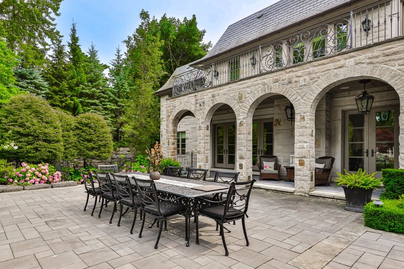 Luxury estate at 113 Maple Grove Drive, Oakville, ON — photo 36