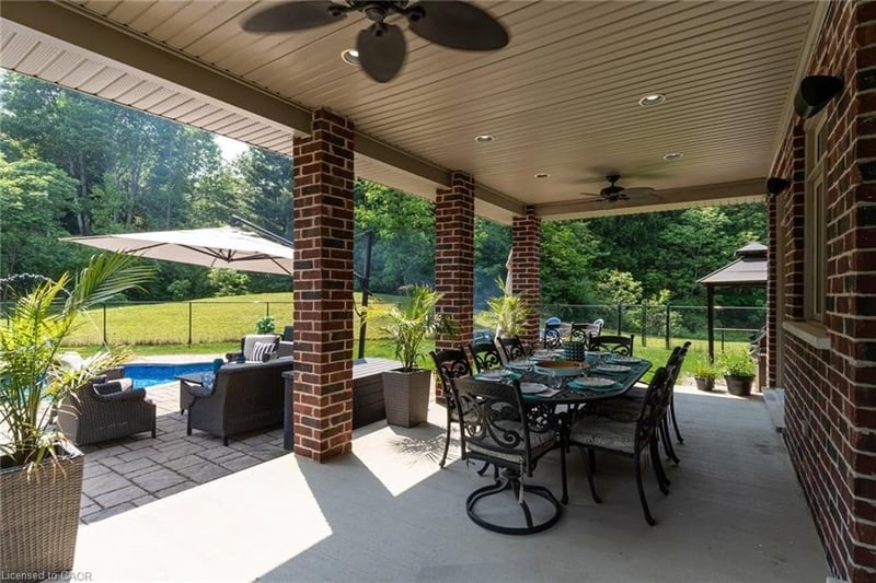 Luxury estate at 814 Binkley Road, Hamilton, ON — photo 12
