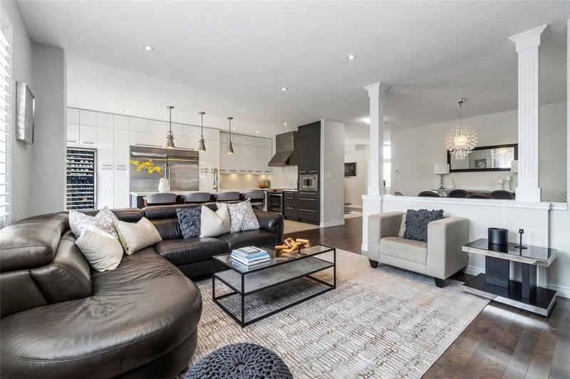 Luxury estate at 8 Pavel Place, Hamilton, ON — photo 11