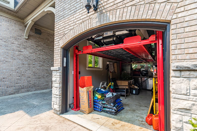 Luxury estate at 115 Rosemary Lane, Ancaster, ON — photo 6