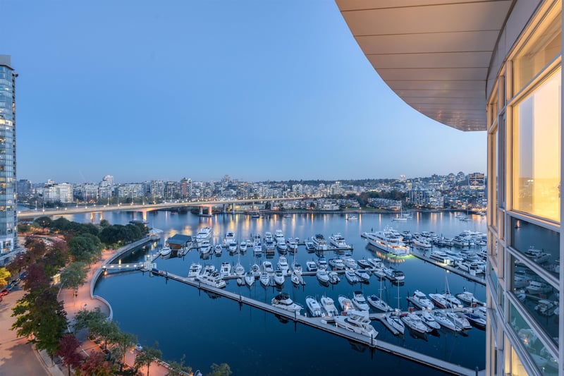 Luxury estate at 1111 Marinaside Crescent #1501, Vancouver, BC — photo 25