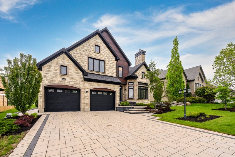 Luxury estate at 199 Rue des Français, Mont-Saint-Hilaire, QC — photo 32