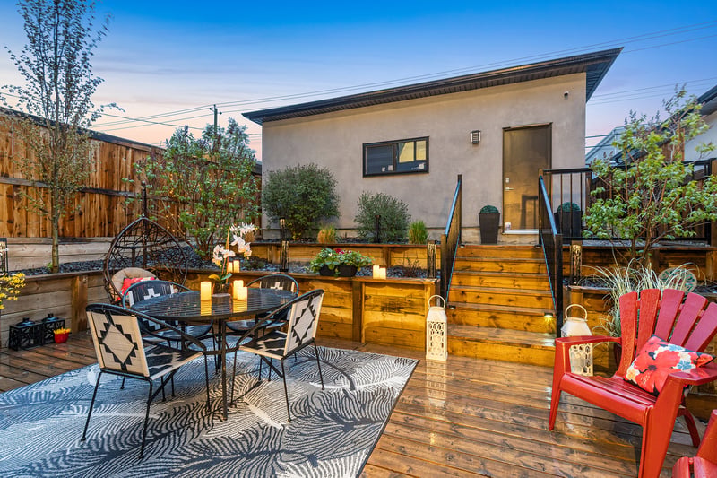Luxury estate at 4832 21 Ave NW, Calgary, AB — photo 3