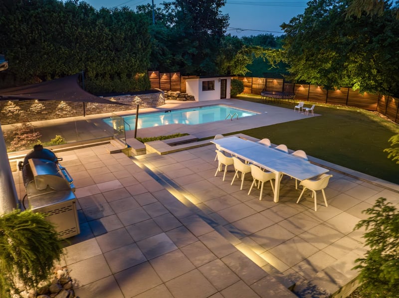 Luxury estate at 1970 Rue du Sommet-Trinité, St-Bruno-de-Montarville, QC — photo 31