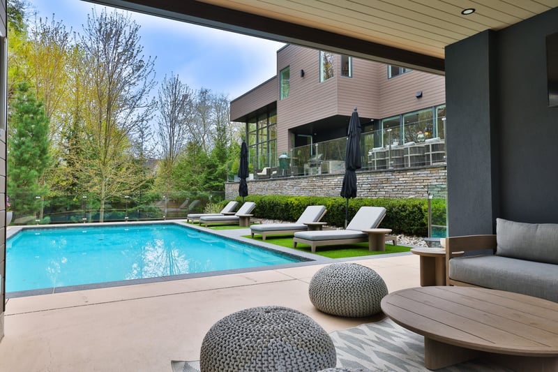 Luxury estate at 1102 Crestview Street, Oakville, ON — photo 49