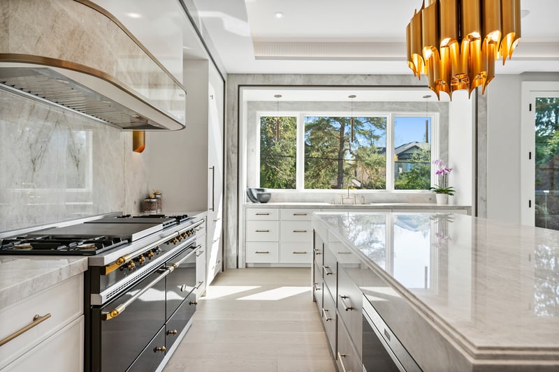 Luxury estate at 117 Yonge Boulevard, Toronto, ON — photo 9