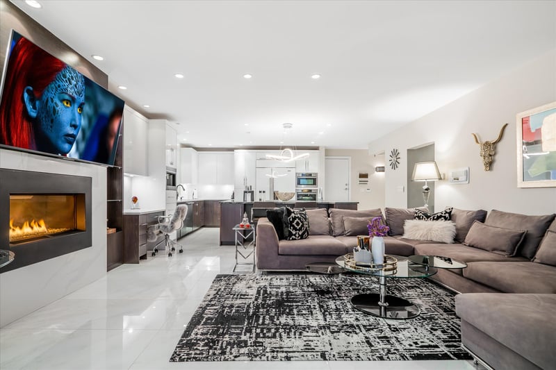 Luxury estate at 1130 Eyremount Drive, West Vancouver — photo 9