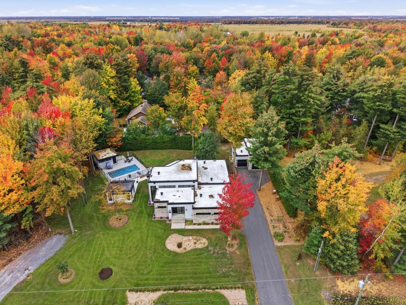 Luxury estate at 907 Rue des Lievres, Farnham, QC — photo 50