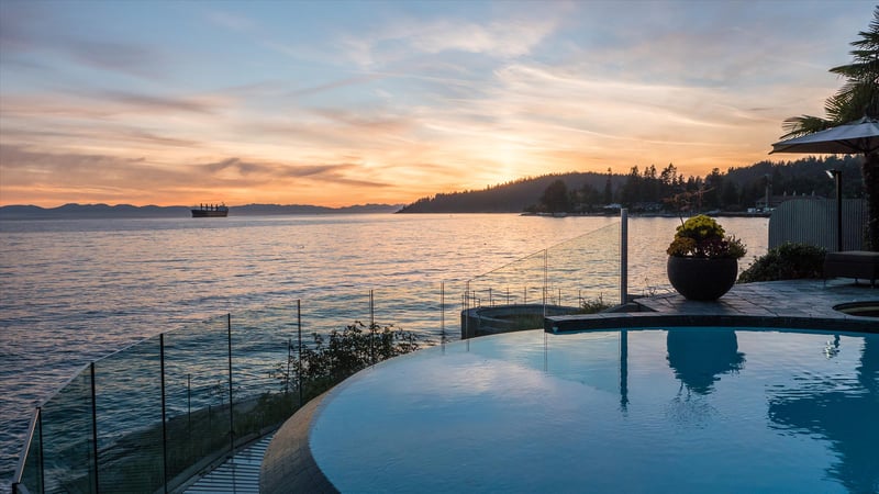 Luxury estate at 3912 Marine Drive, West Vancouver, BC — photo 3