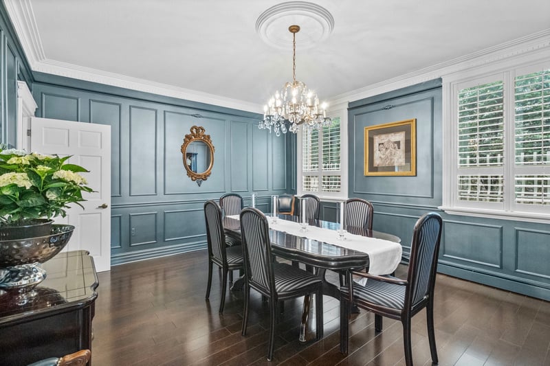 Luxury estate at 14 Delbrook Court, Hamilton, ON — photo 22
