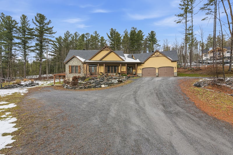 Luxury estate at 265 Rue Rosedale, Ayer's Cliff, QC — photo 32