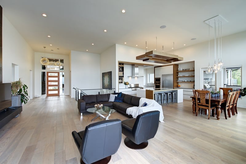 Luxury estate at 5710 Jasper Way, Kelowna, BC — photo 3