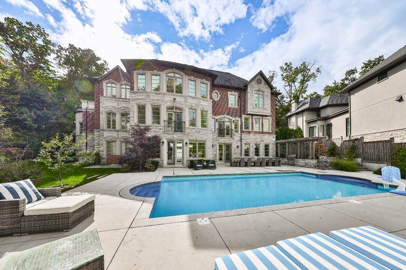 Luxury estate at 1459 Stavebank Road, Mississauga, ON — photo 12