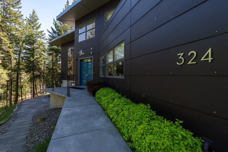 Luxury estate at 324 Clifton Road, Kelowna, BC — photo 4