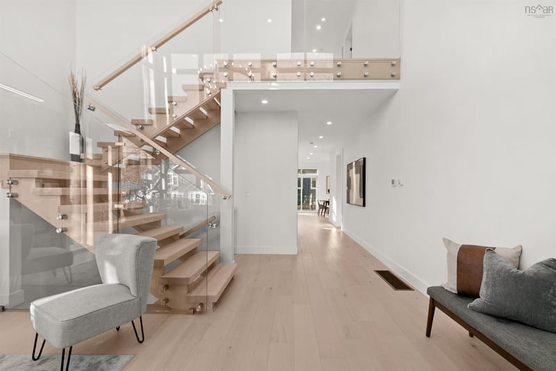 Luxury estate at 1020 Bellevue Avenue, Halifax, NS — photo 9