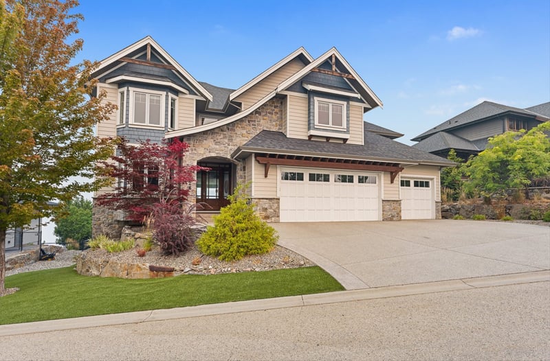 Luxury estate at 126 Sky Court, Kelowna, BC — photo 3