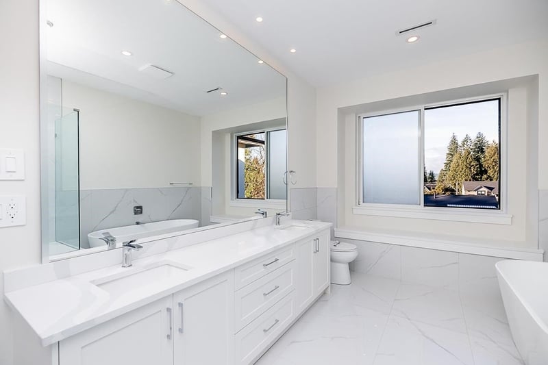 Luxury estate at 897 Cottonwood Avenue, Coquitlam, BC — photo 13