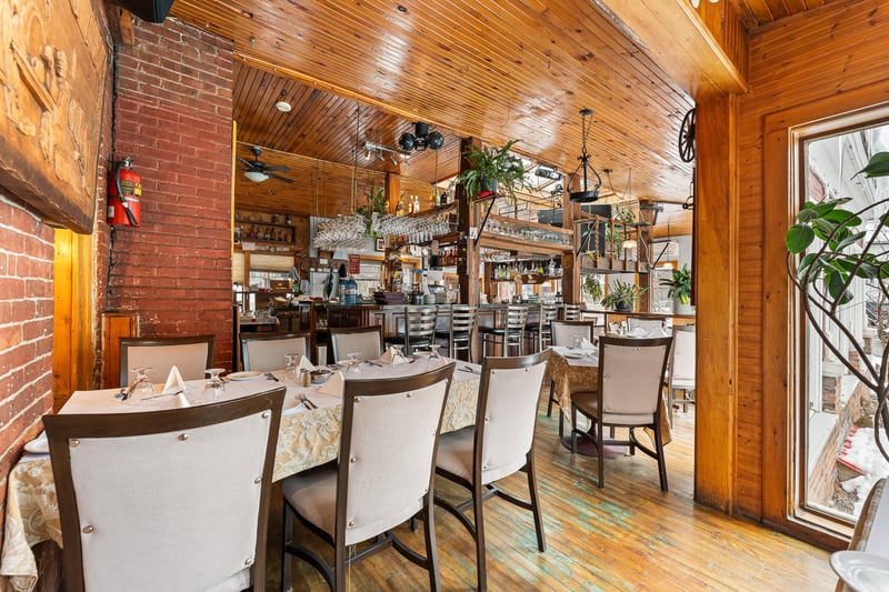 Luxury estate at 30 Rue Principale Sud, Sutton, QC — photo 7