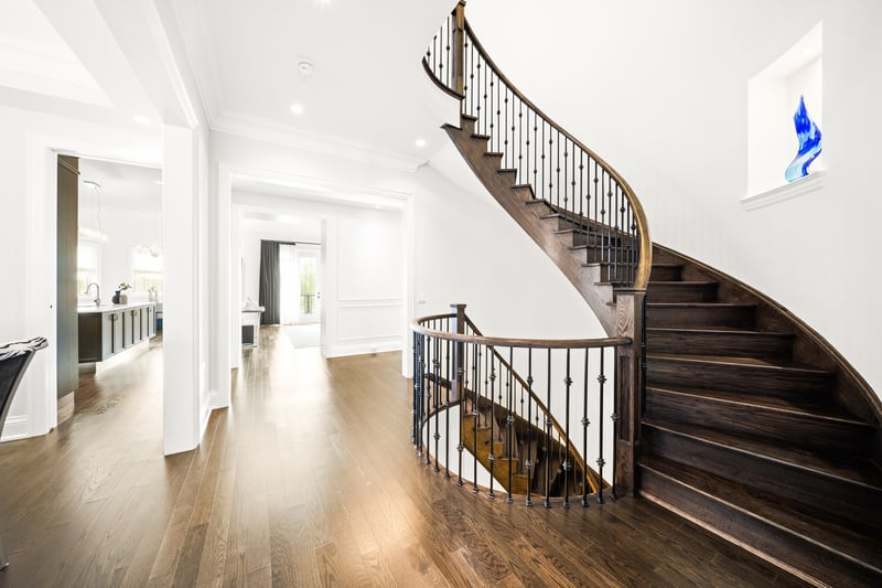 Luxury estate at 28 Chuck Ormsby Crescent, King City, ON — photo 35