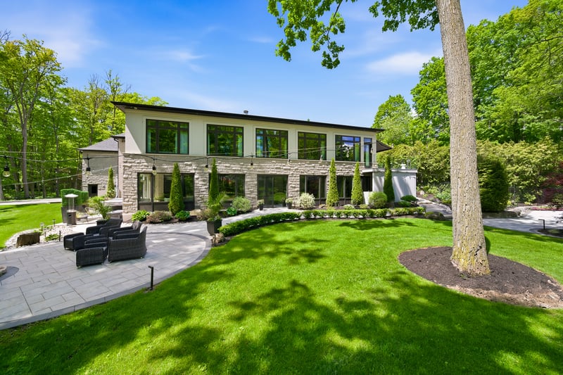 Luxury estate at 3205 Highpoint Court, Burlington, ON — photo 41