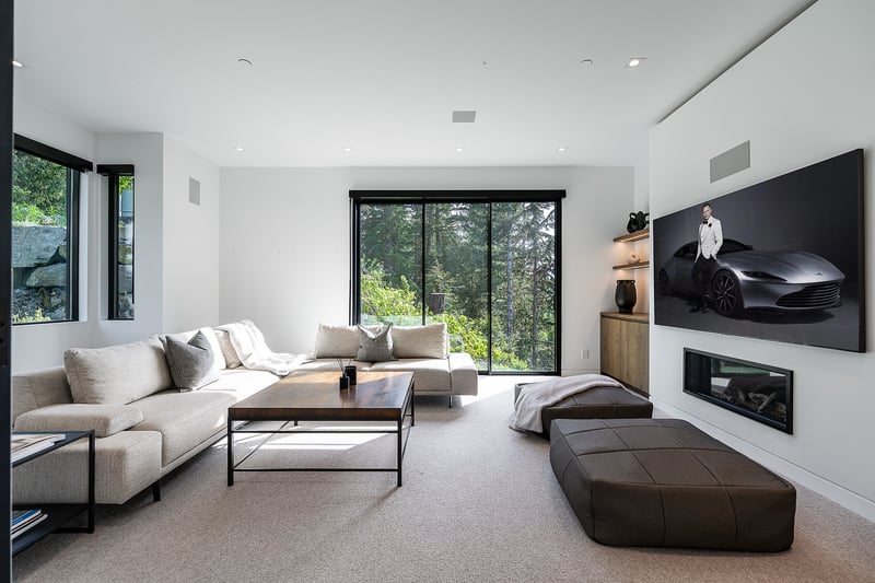 Luxury estate at 3824 Sunridge Drive, Whistler, BC — photo 11