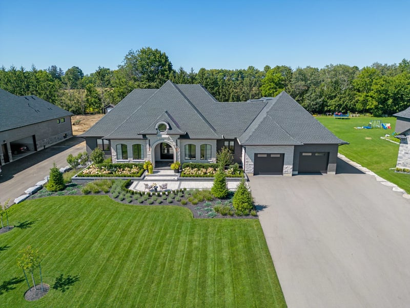 Luxury estate at 11 August Crescent, Otterville, ON — photo 2