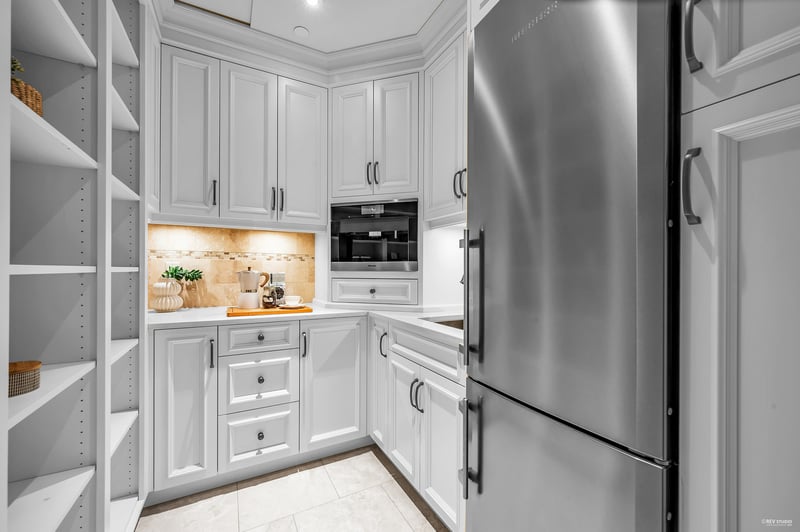 Luxury estate at 12055 265A Street, Maple Ridge, BC — photo 12